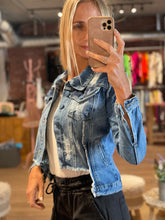 Load image into Gallery viewer, Sherazade Denim Crop Jacket
