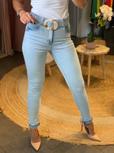 Load image into Gallery viewer, Belinda Light Blue Skinny Jeans
